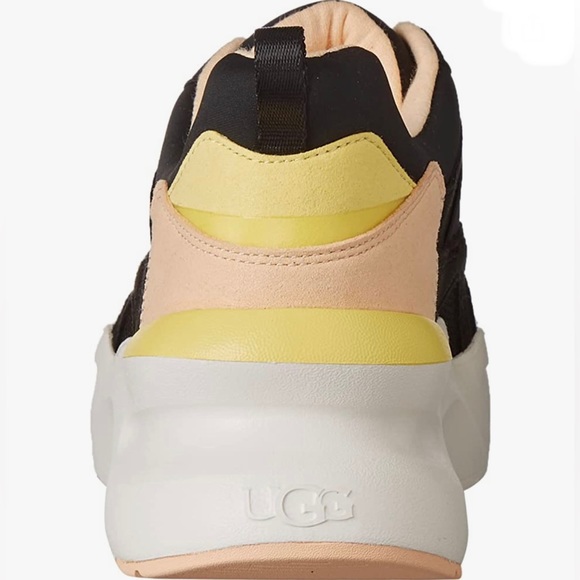 UGG LA Flex Sneaker - Picture 7 of 10